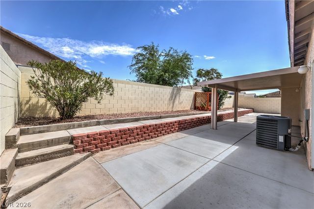 2508 Hollow Oak Avenue, North Las Vegas, NV 89031