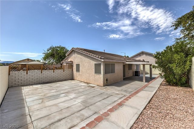 2508 Hollow Oak Avenue, North Las Vegas, NV 89031