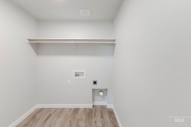 8258 E Bright Angel Dr, Nampa, ID 83687