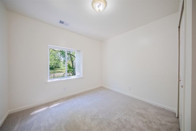 2472 Hawks Road, Ann Arbor, MI 48108