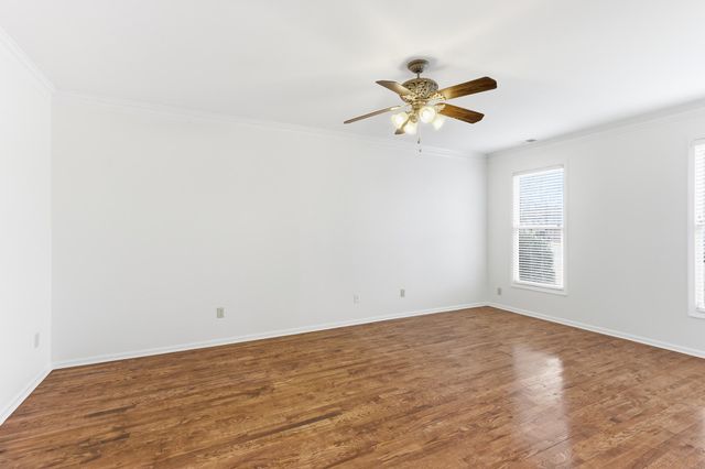 4854 FOX SPRINGS DR, Collierville, TN 38017