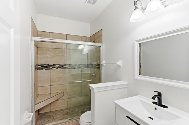 4854 FOX SPRINGS DR, Collierville, TN 38017