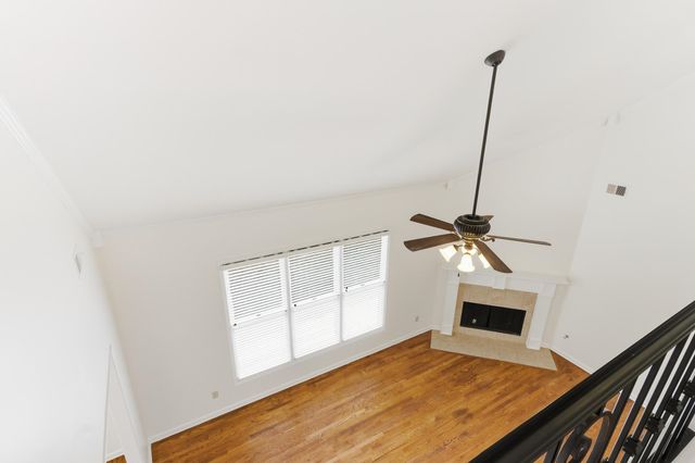 4854 FOX SPRINGS DR, Collierville, TN 38017