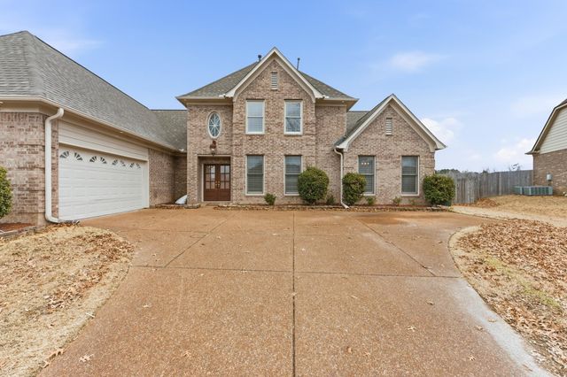 4854 FOX SPRINGS DR, Collierville, TN 38017