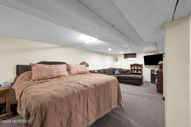 687 Hopping Road, Middletown, NJ 07748