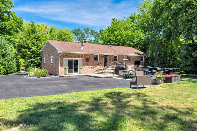687 Hopping Road, Middletown, NJ 07748