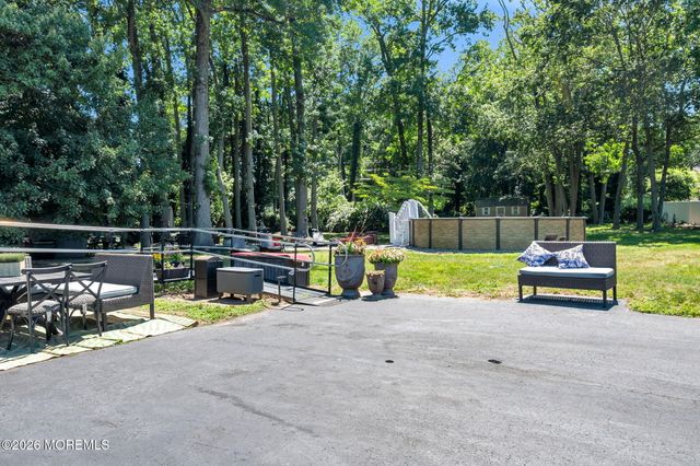 687 Hopping Road, Middletown, NJ 07748