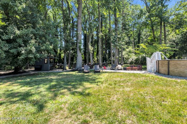 687 Hopping Road, Middletown, NJ 07748
