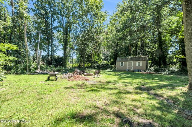 687 Hopping Road, Middletown, NJ 07748