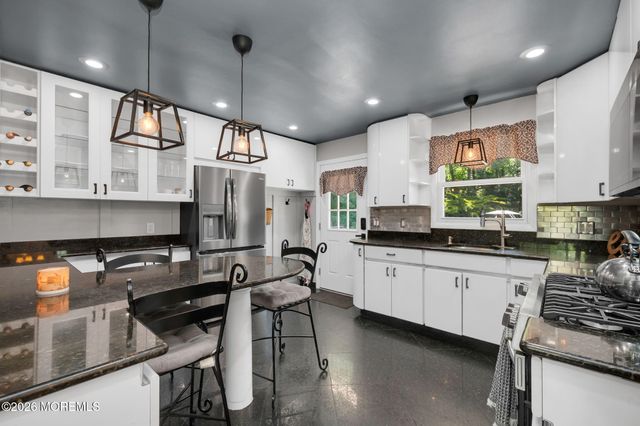 687 Hopping Road, Middletown, NJ 07748