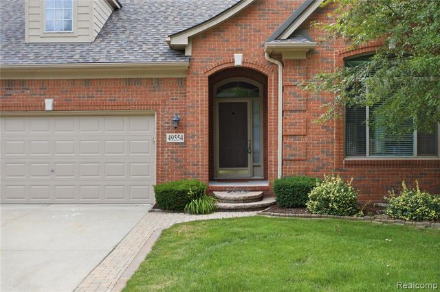 49554 Iron River Drive, Macomb, MI 48042