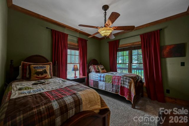 1226 Grouse Moor Drive, Sugar Mountain, NC 28604