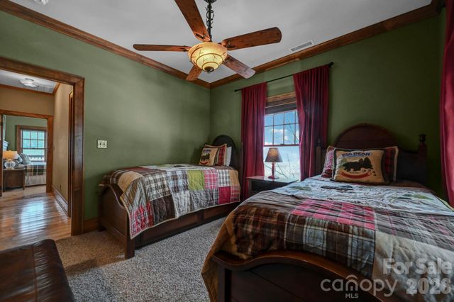 1226 Grouse Moor Drive, Sugar Mountain, NC 28604