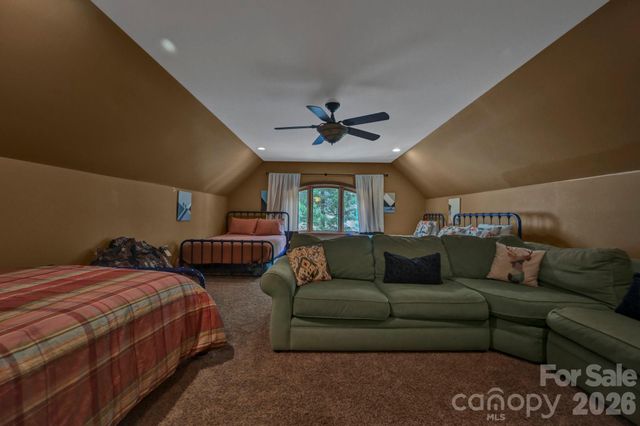 1226 Grouse Moor Drive, Sugar Mountain, NC 28604