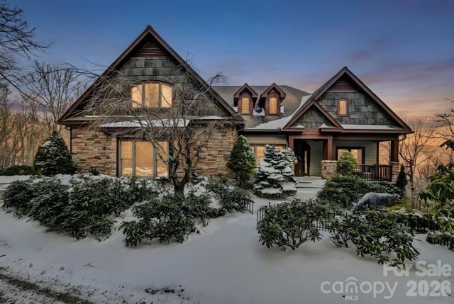 1226 Grouse Moor Drive, Sugar Mountain, NC 28604