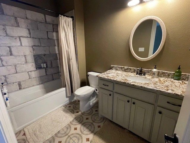 1900 Durance Court, Corinth, TX 76210