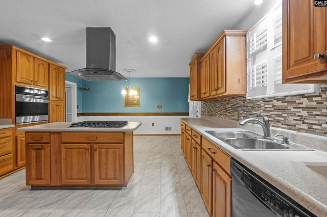 460 Taylor Rd, Lugoff, SC 29078