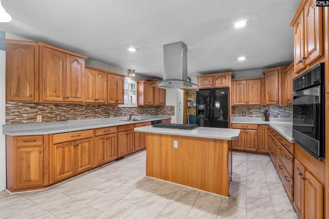 460 Taylor Rd, Lugoff, SC 29078