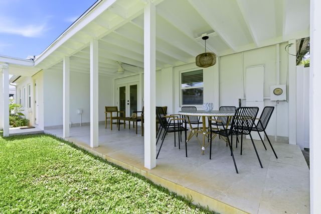 221 Princeton Drive, Lake Worth Beach, FL 33460