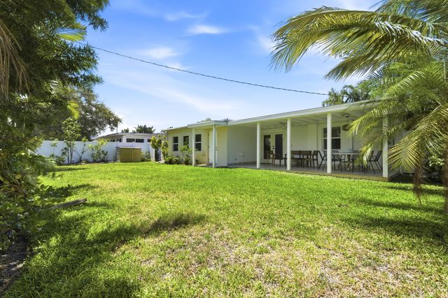 221 Princeton Drive, Lake Worth Beach, FL 33460
