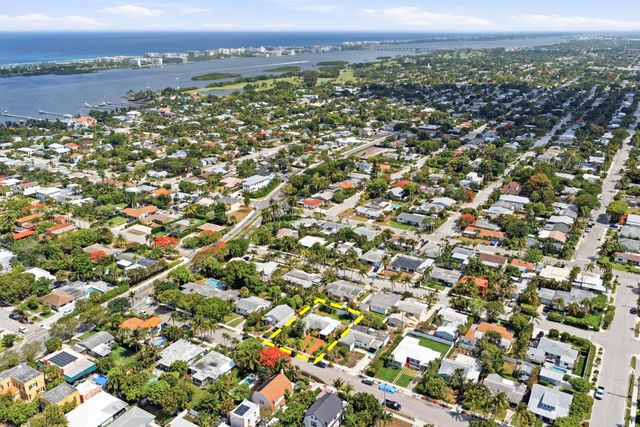 221 Princeton Drive, Lake Worth Beach, FL 33460
