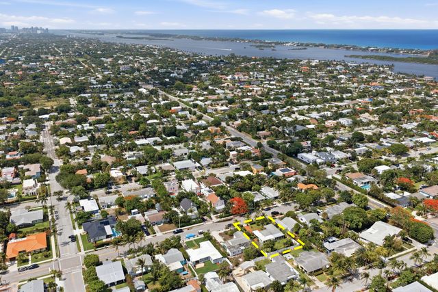 221 Princeton Drive, Lake Worth Beach, FL 33460