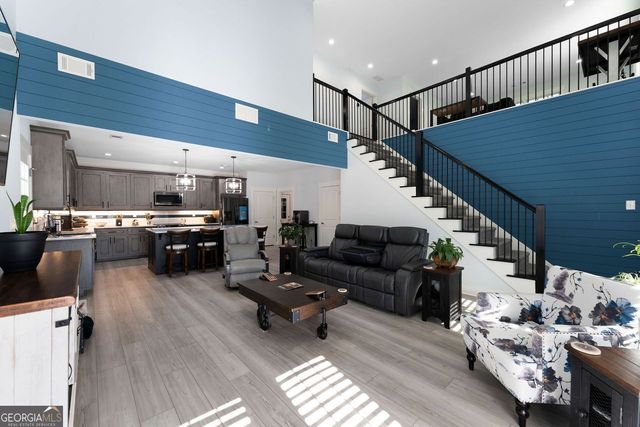 547 CENTER Road, Cartersville, GA 30121