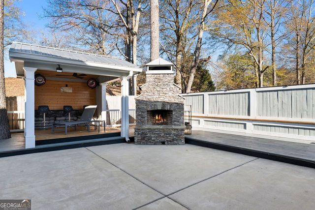 547 CENTER Road, Cartersville, GA 30121