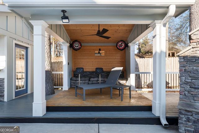 547 CENTER Road, Cartersville, GA 30121