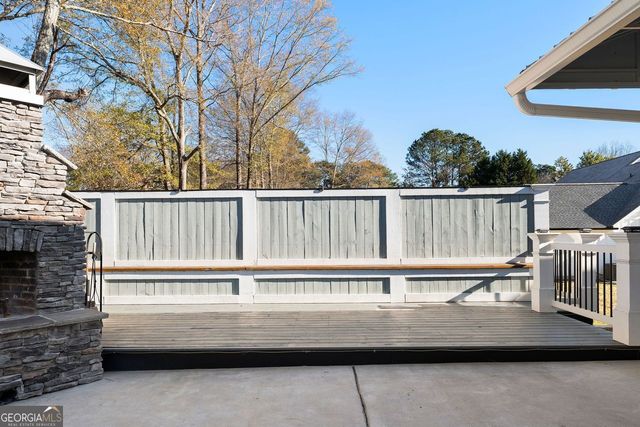 547 CENTER Road, Cartersville, GA 30121