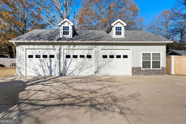 547 CENTER Road, Cartersville, GA 30121