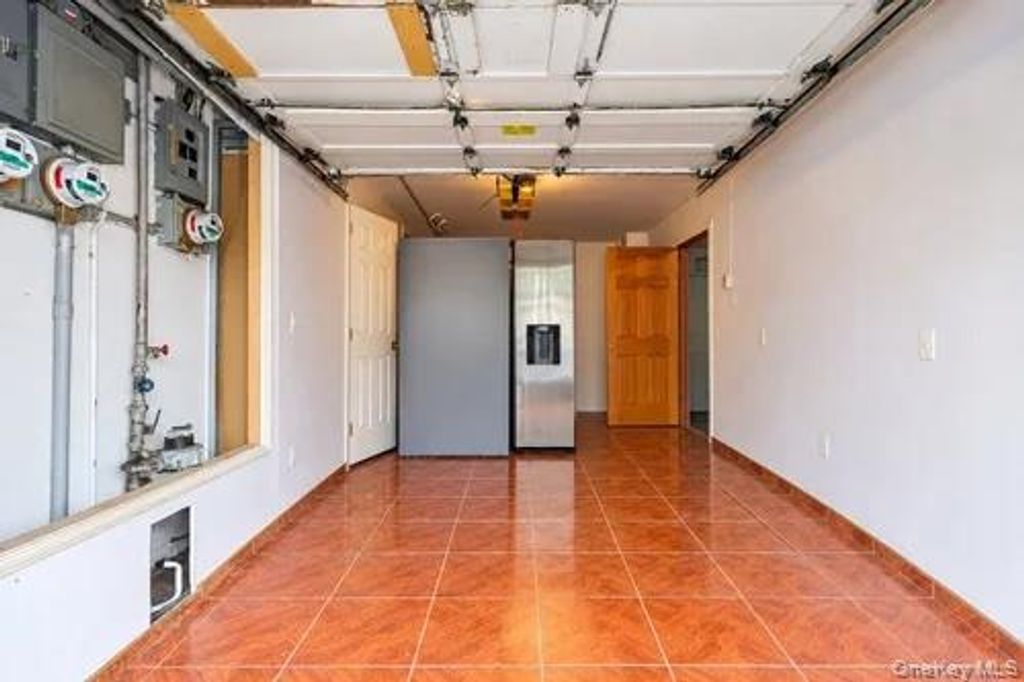 111-55 43rd Avenue, Corona, NY 11368 — photo 5