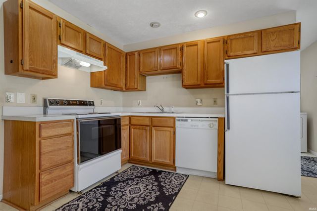 7701 Pendleton Avenue, Evansville, IN 47715