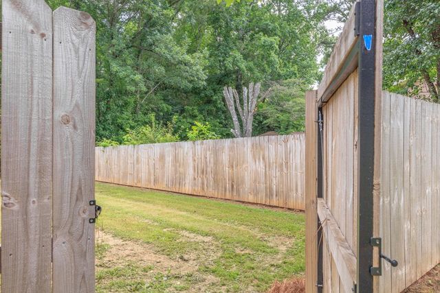 160 Pinebrook Drive, Rocky Face, GA 30746