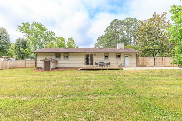 160 Pinebrook Drive, Rocky Face, GA 30746