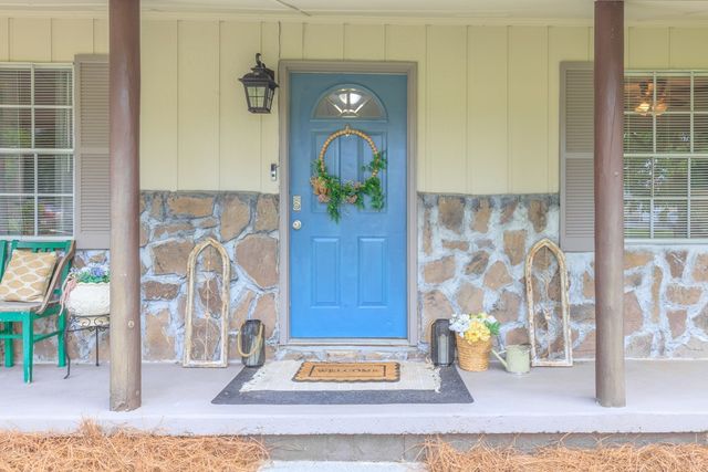 160 Pinebrook Drive, Rocky Face, GA 30746