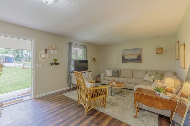 160 Pinebrook Drive, Rocky Face, GA 30746