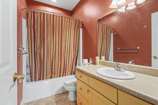 4964 Laurelwood Drive, Hudsonville, MI 49426