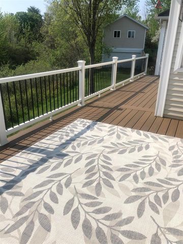 4964 Laurelwood Drive, Hudsonville, MI 49426