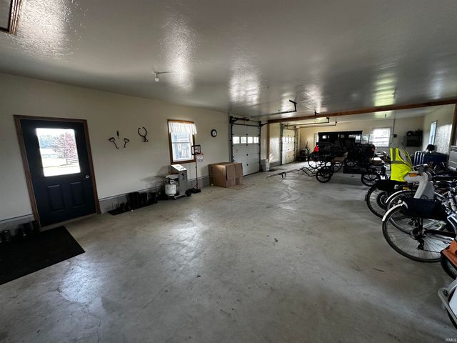 14188 CR 28, Middlebury, IN 46528