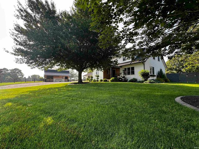 14188 CR 28, Middlebury, IN 46528