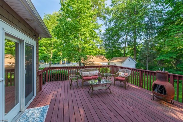 75 Todd Rd, Parsippany-troy Hills Twp., NJ 07005