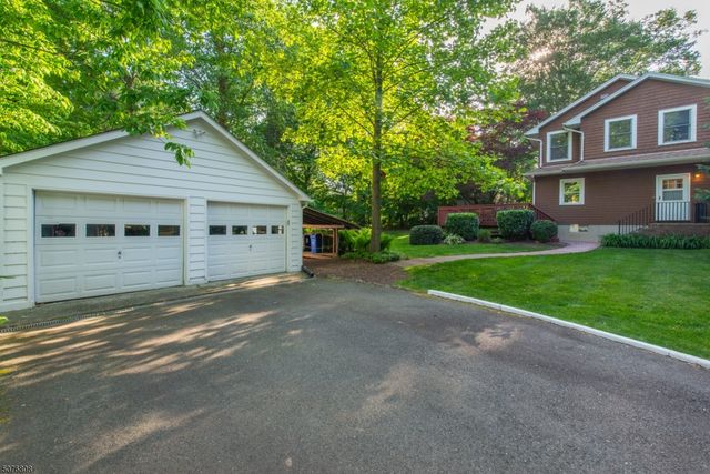 75 Todd Rd, Parsippany-troy Hills Twp., NJ 07005