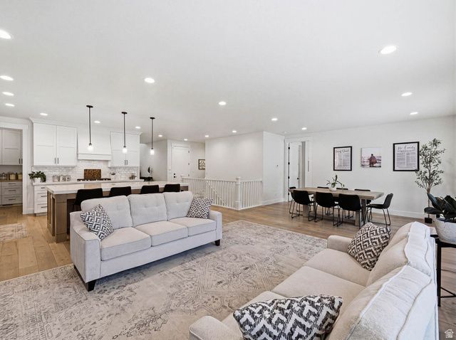 1268 W MOON WAY, Riverton, UT 84065