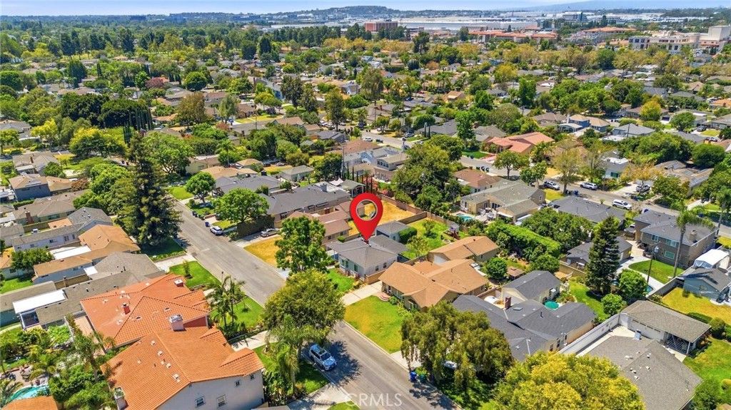 Image 2 of property listing at 4347 Tulane, Long Beach, CA 90808