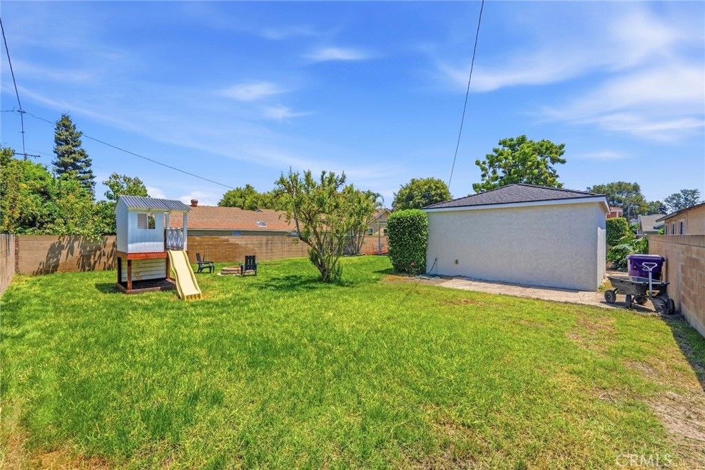 Image 5 of property listing at 4347 Tulane, Long Beach, CA 90808