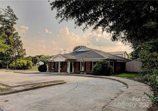 112 S Oak Street, Cherryville, NC 28021