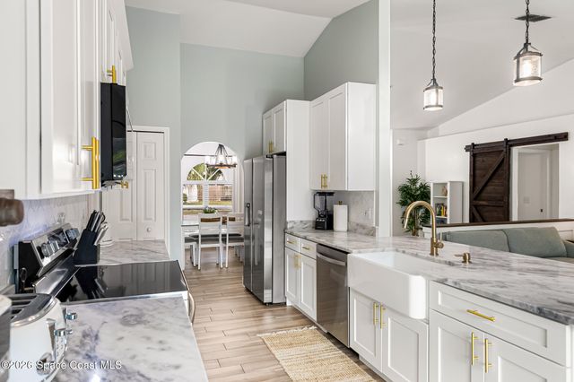 2014 Buescher Hill Street, Melbourne, FL 32935