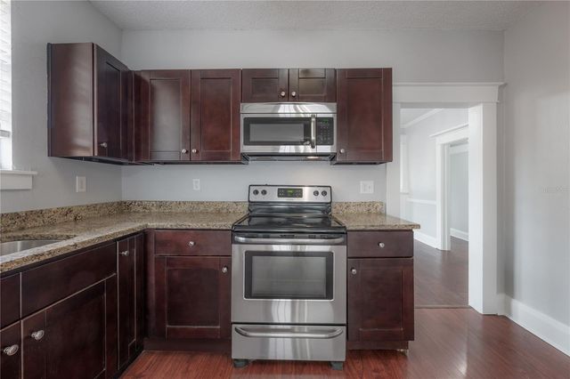 1007 E ROBSON STREET, Tampa, FL 33604