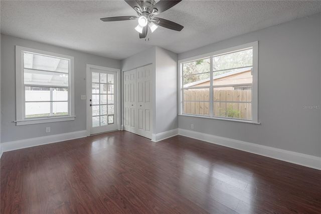 1007 E ROBSON STREET, Tampa, FL 33604